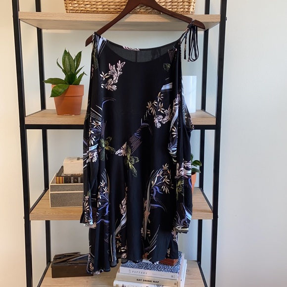 Free People Clear Skies Tie Cold Shoulder Tunic or Dress, M - Picture 12 of 16